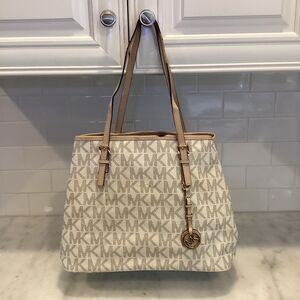 Michael Kors Bag Purse Handbag Signature Monogram Carry All Tote Bag Pocketbook